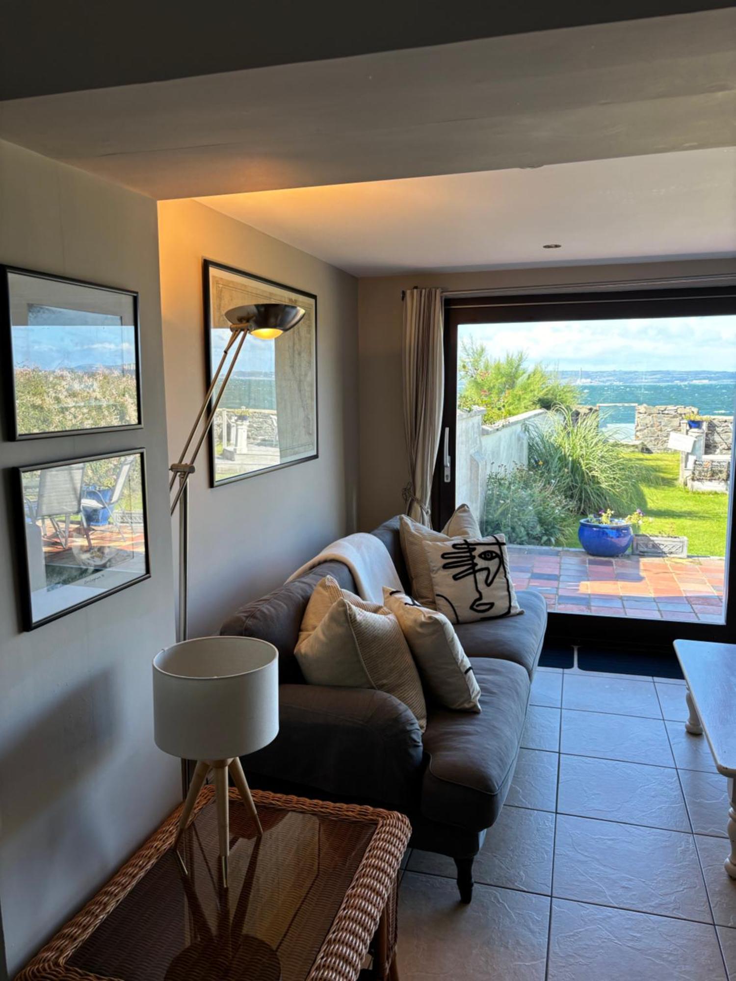 Splash Cottage Beach House With Sea Lapping Garden Bangor  Dış mekan fotoğraf