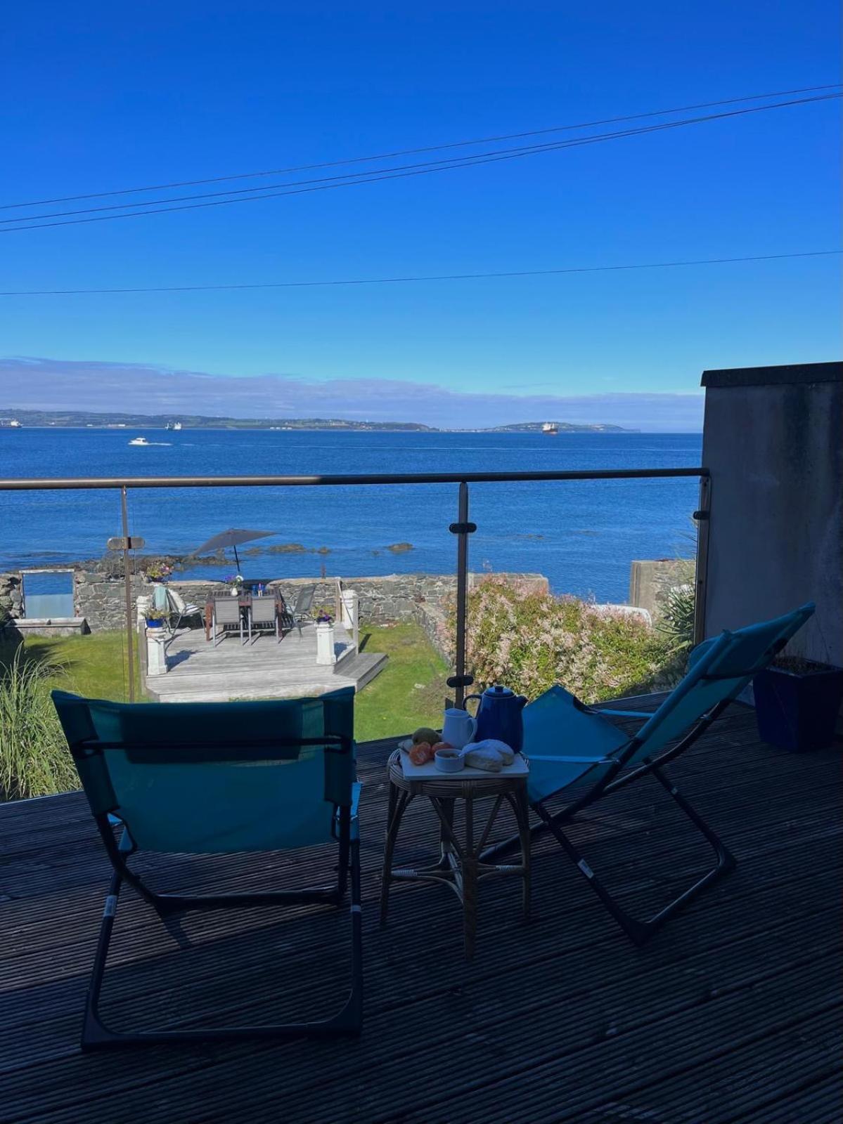 Splash Cottage Beach House With Sea Lapping Garden Bangor  Dış mekan fotoğraf